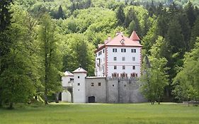 Apartments Lavric